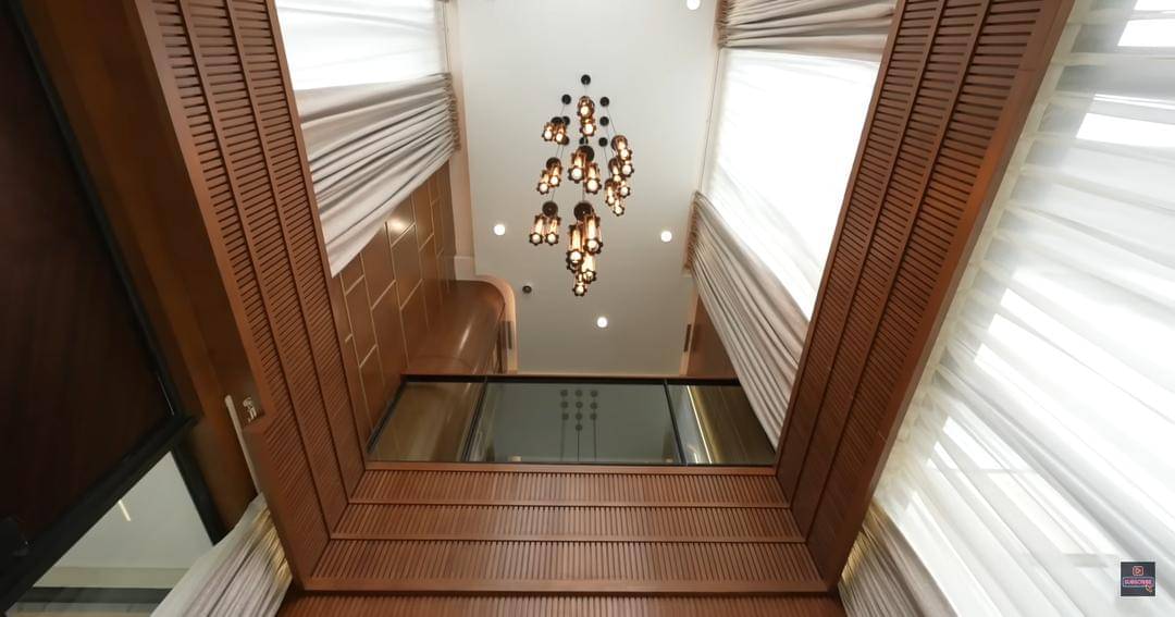 YouTube.com/Luna Maya